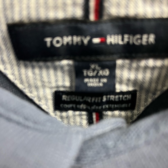 Men’s Tommy Hilfiger Button Down Polo - Picture 7 of 7